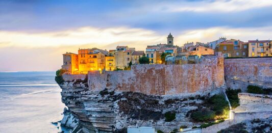 Les vins de Corse : des vins insulaires uniques