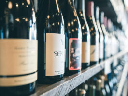 Surproduction et baisse de consommation : les vignerons français en crise