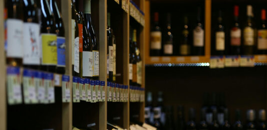 Les foires aux vins 2025 : dates, bons plans et conseils d’achat